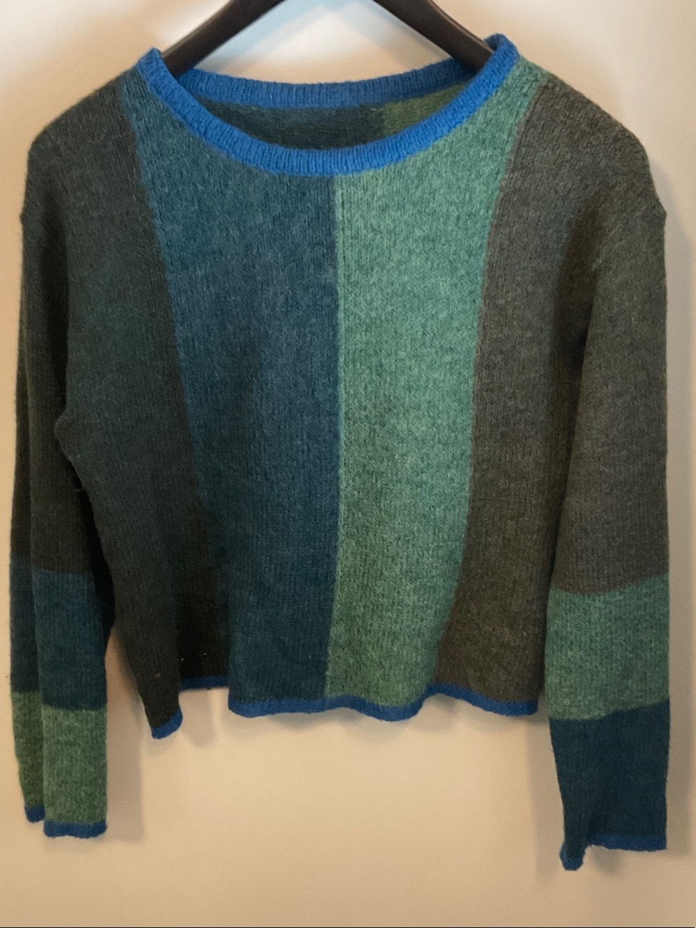 Colorblock Crewneck Sweater in Teal, Green and Blue